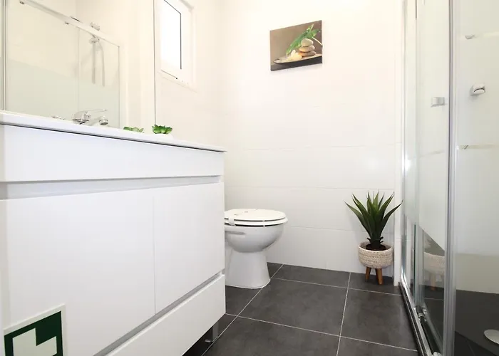 Moderno Nas Olaias A 5 Minutos Da Faculdade Isel E Ist דירה ליסבון