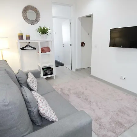 Moderno Nas Olaias A 5 Minutos Da Faculdade Isel E Ist Lisboa